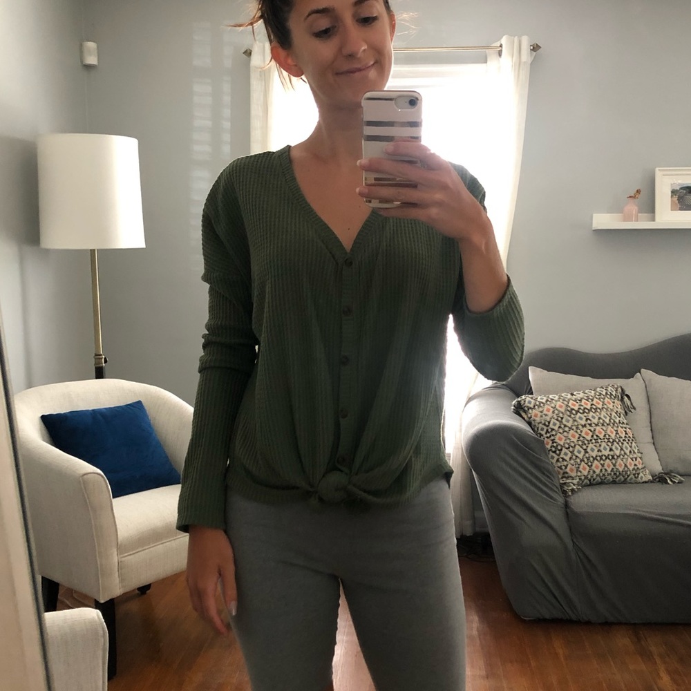 Green waffle thermal top.